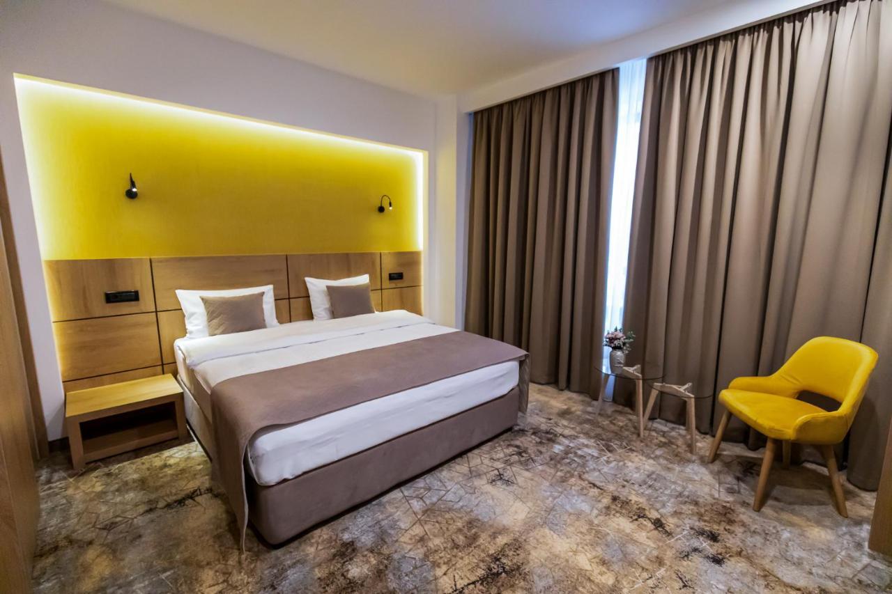 Grand View Hotel & Suites Copou Iasi Buitenkant foto