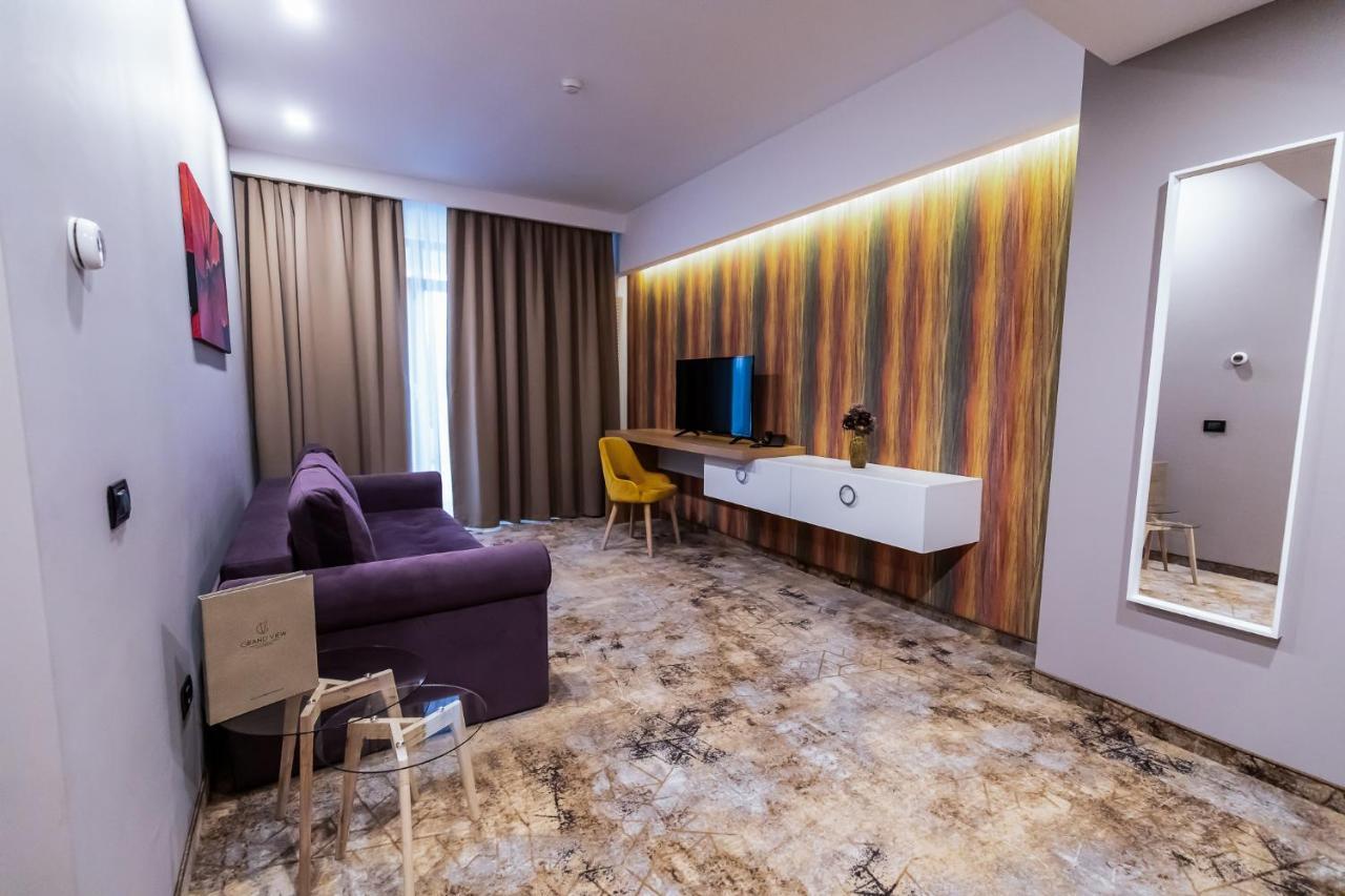 Grand View Hotel & Suites Copou Iasi Buitenkant foto